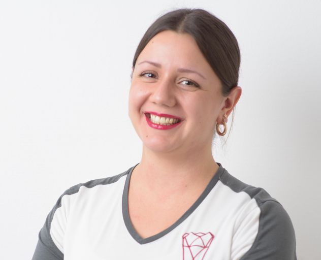 Diane_Keil_klein_640_480 Zahnarzt_Dresden_Striesen_Zanger_Stephan_Keil_Diane_640_512